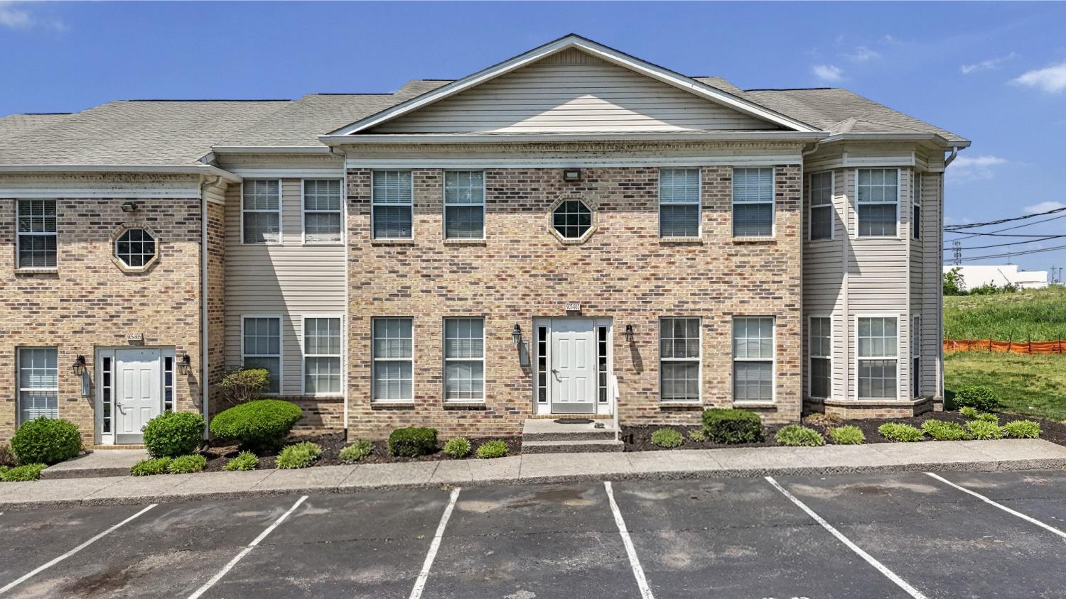 907-Churchill-Xing For Sale