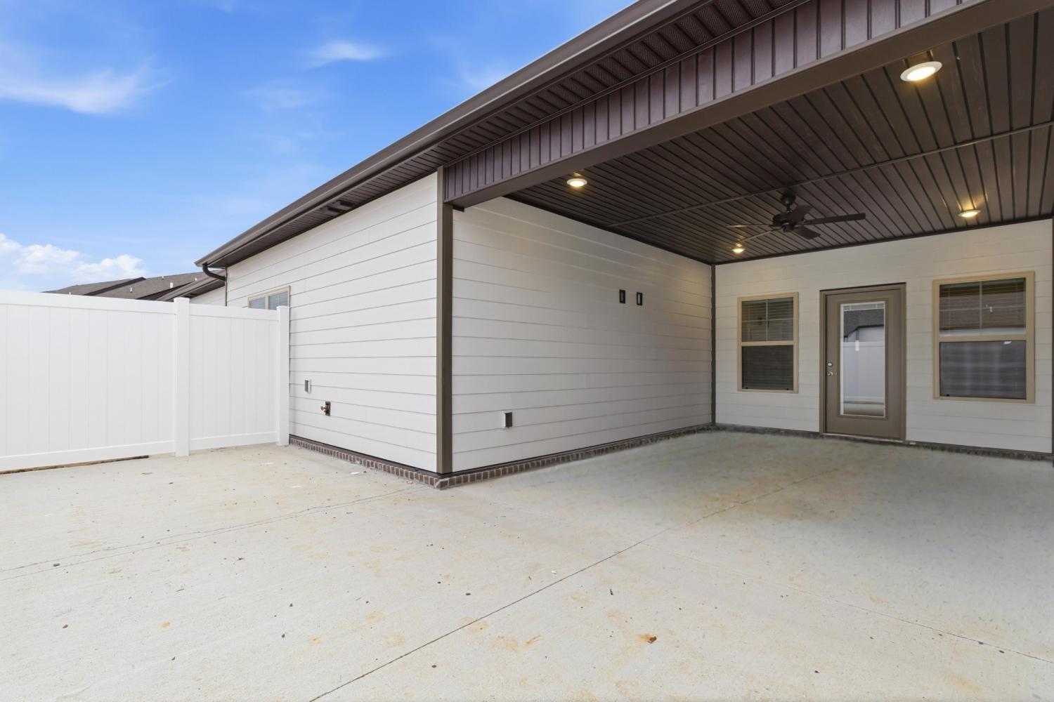 1425 Suzanne Drive TN 37128 For Sale - 