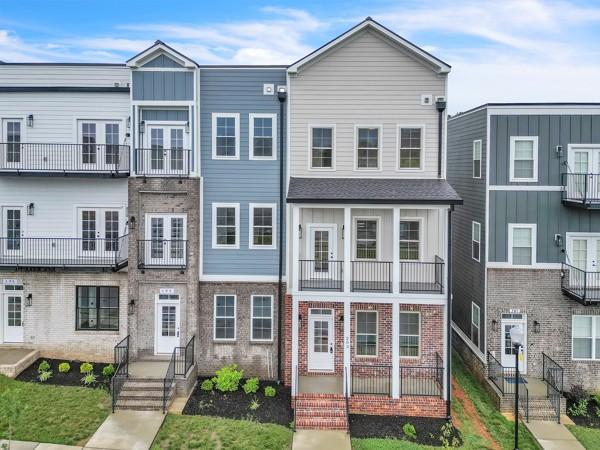 203-Charleston-Ave For Sale
