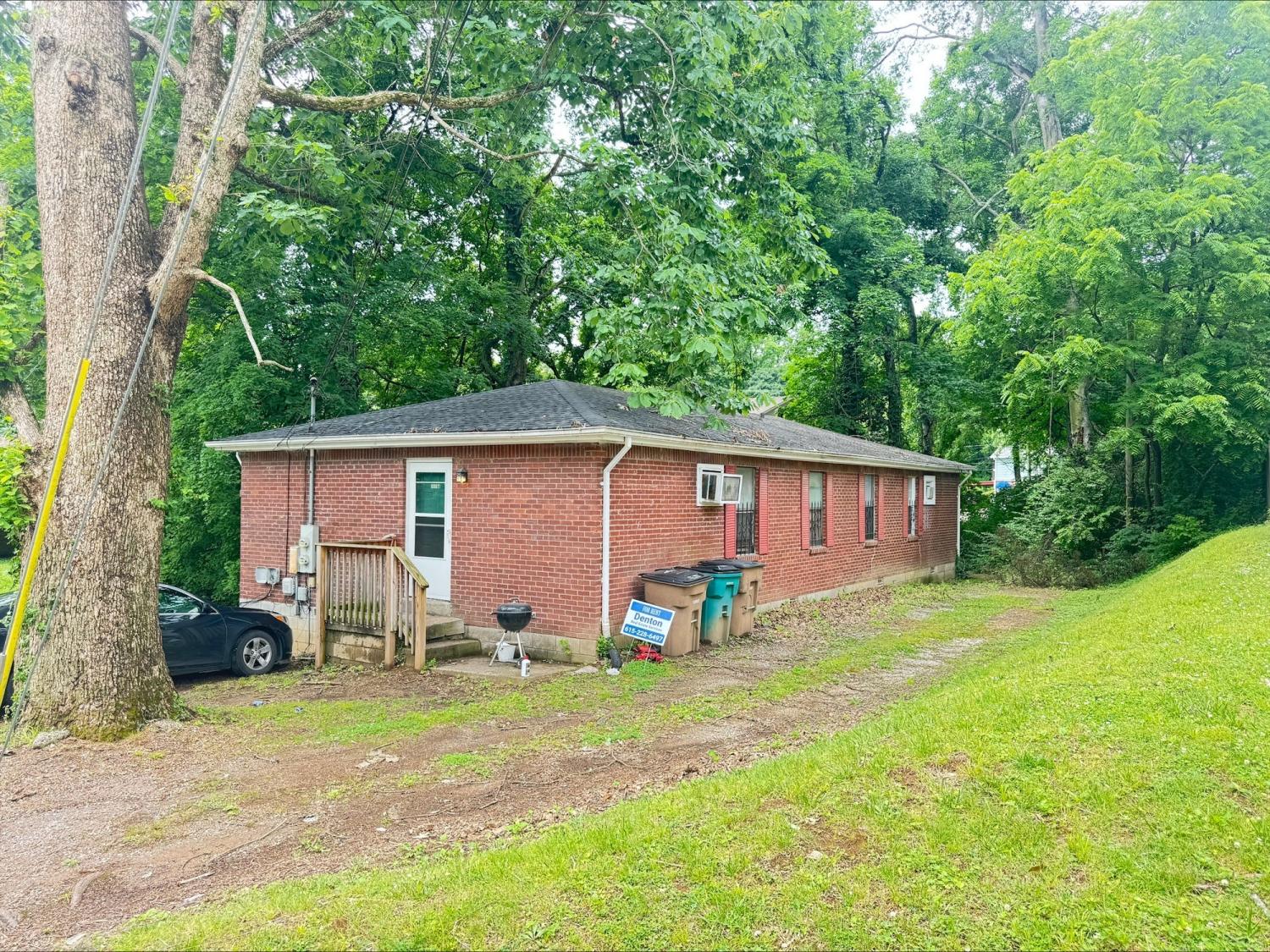 1115-Campbell-St For Sale