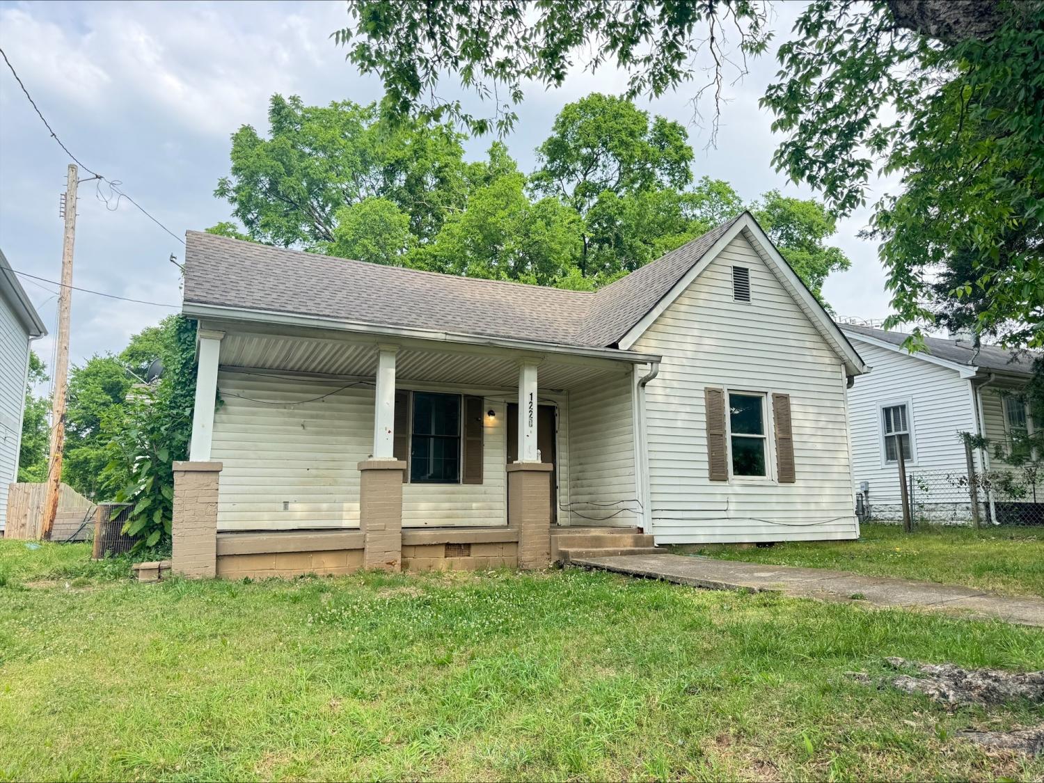 1220-Stockell-St For Sale