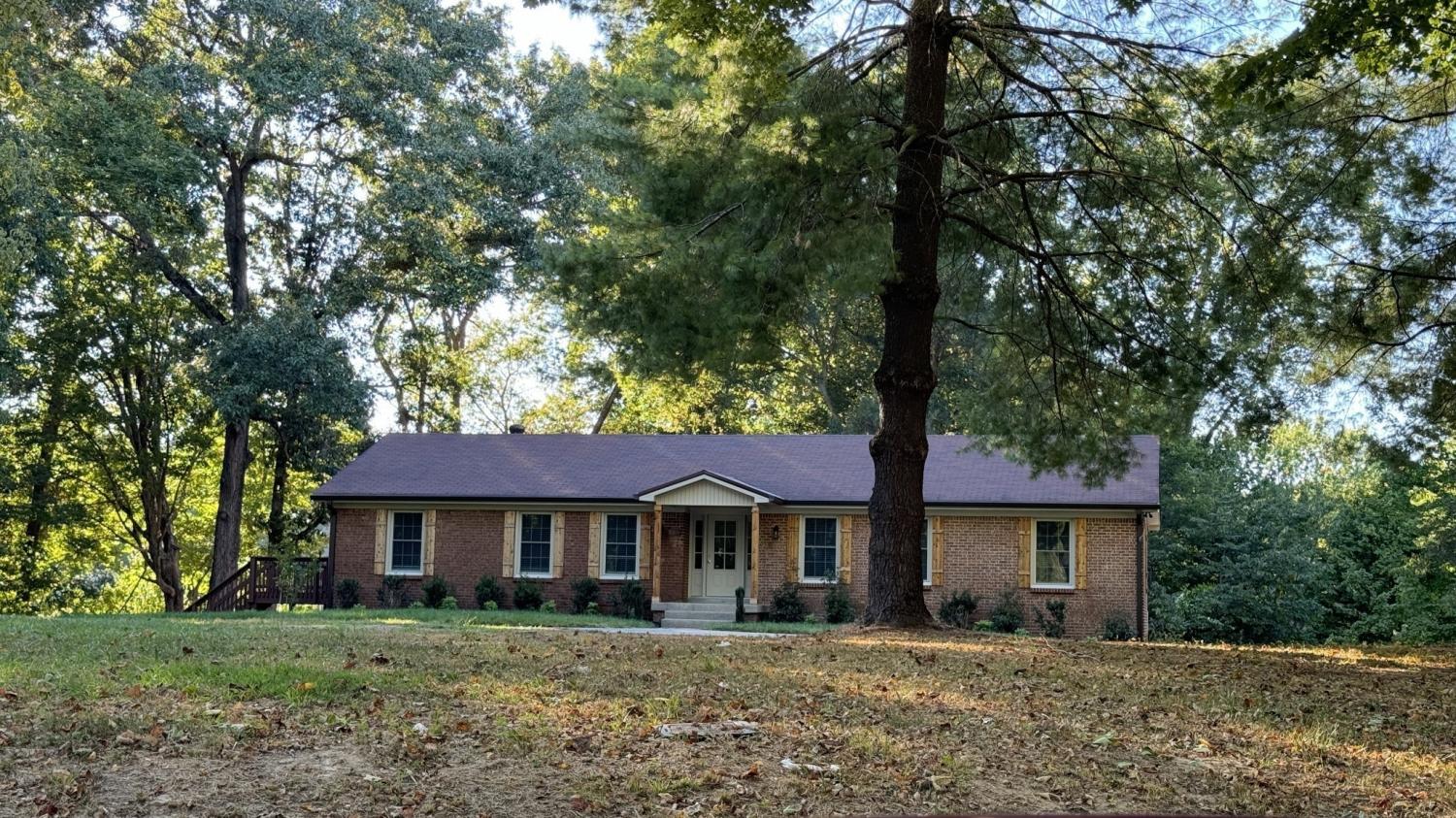 720-Vaughan-Rd For Sale