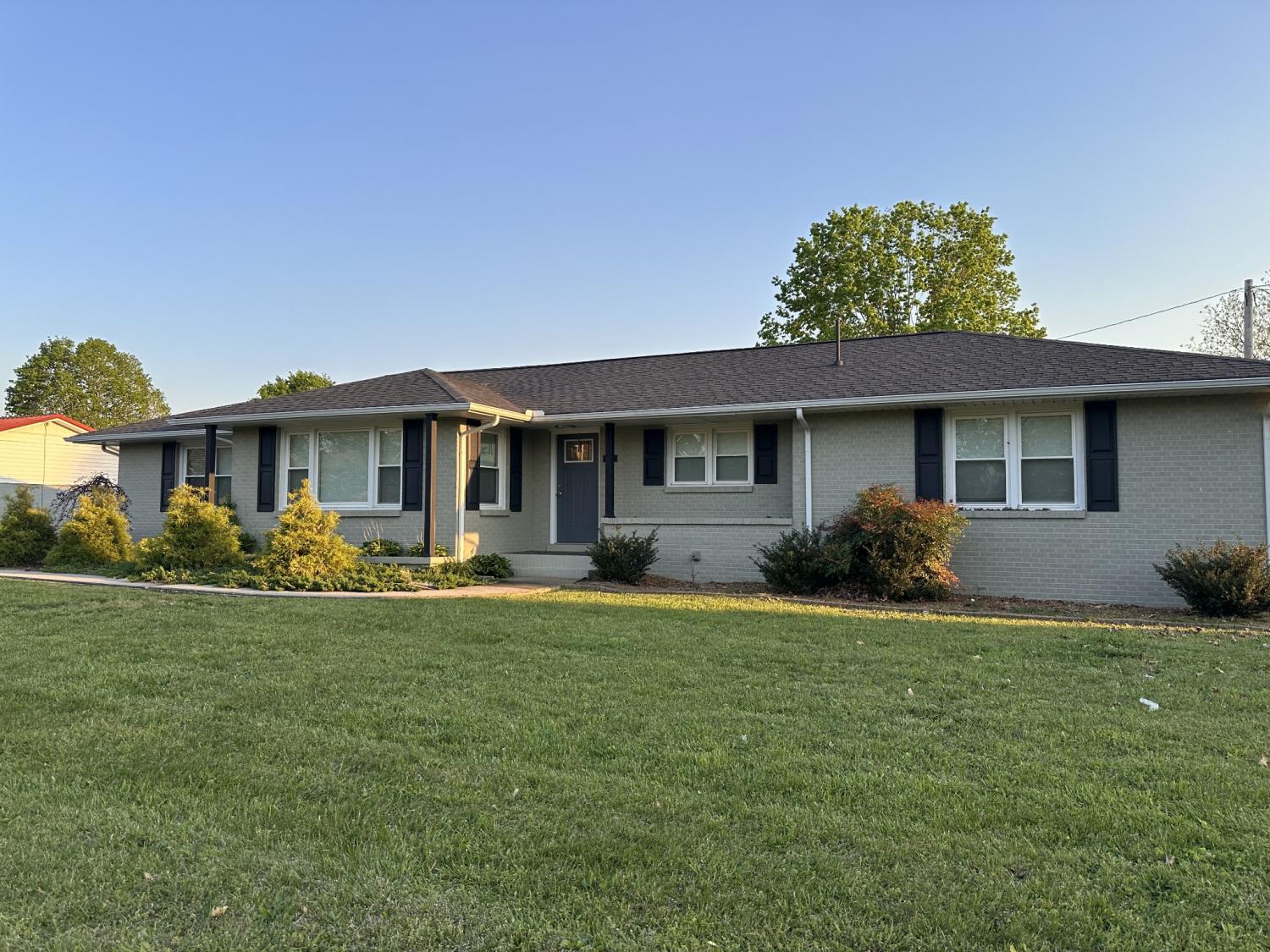 226-Roosevelt-Rd For Sale