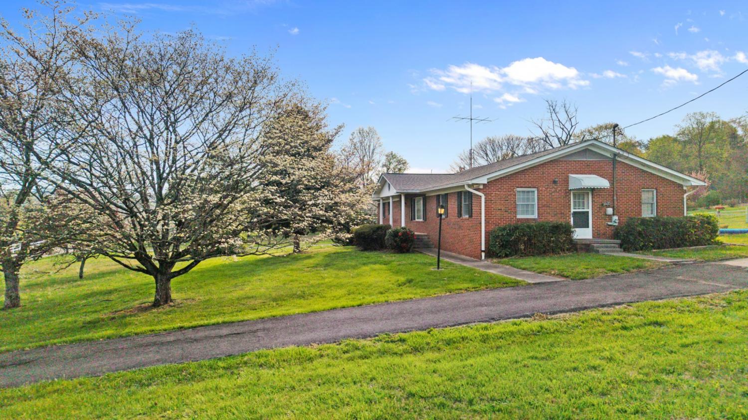 7300-Ball-Camp-Pike For Sale