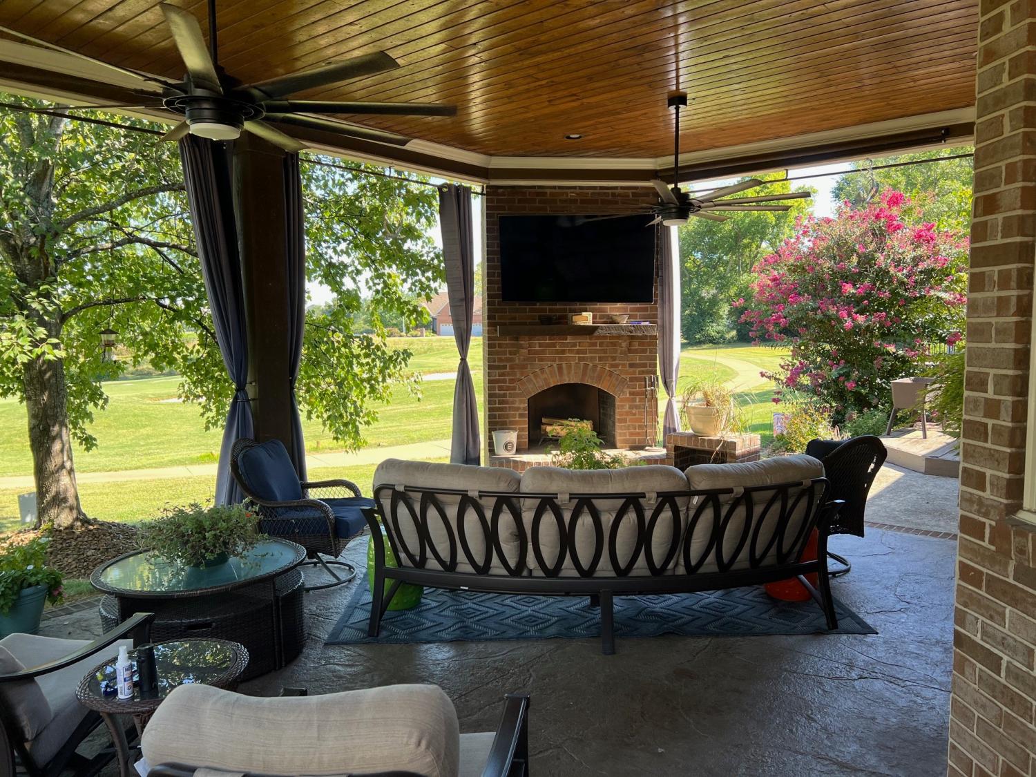 207-Black-Hawk-Way For Sale