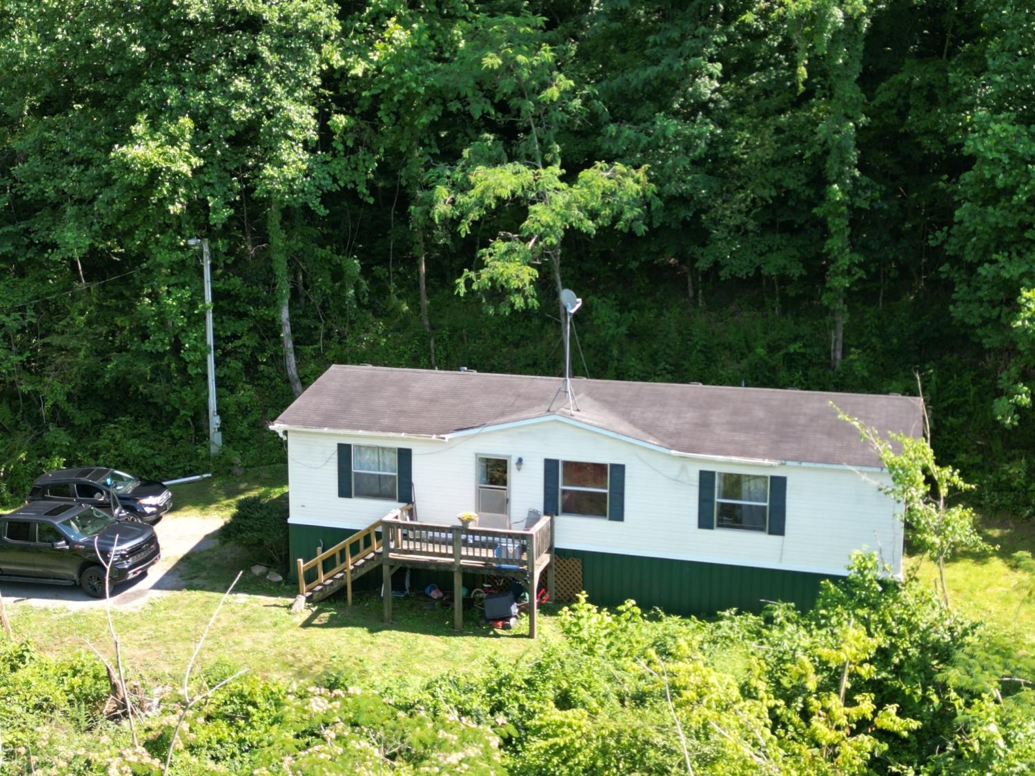 242-Lynch-Ln For Sale