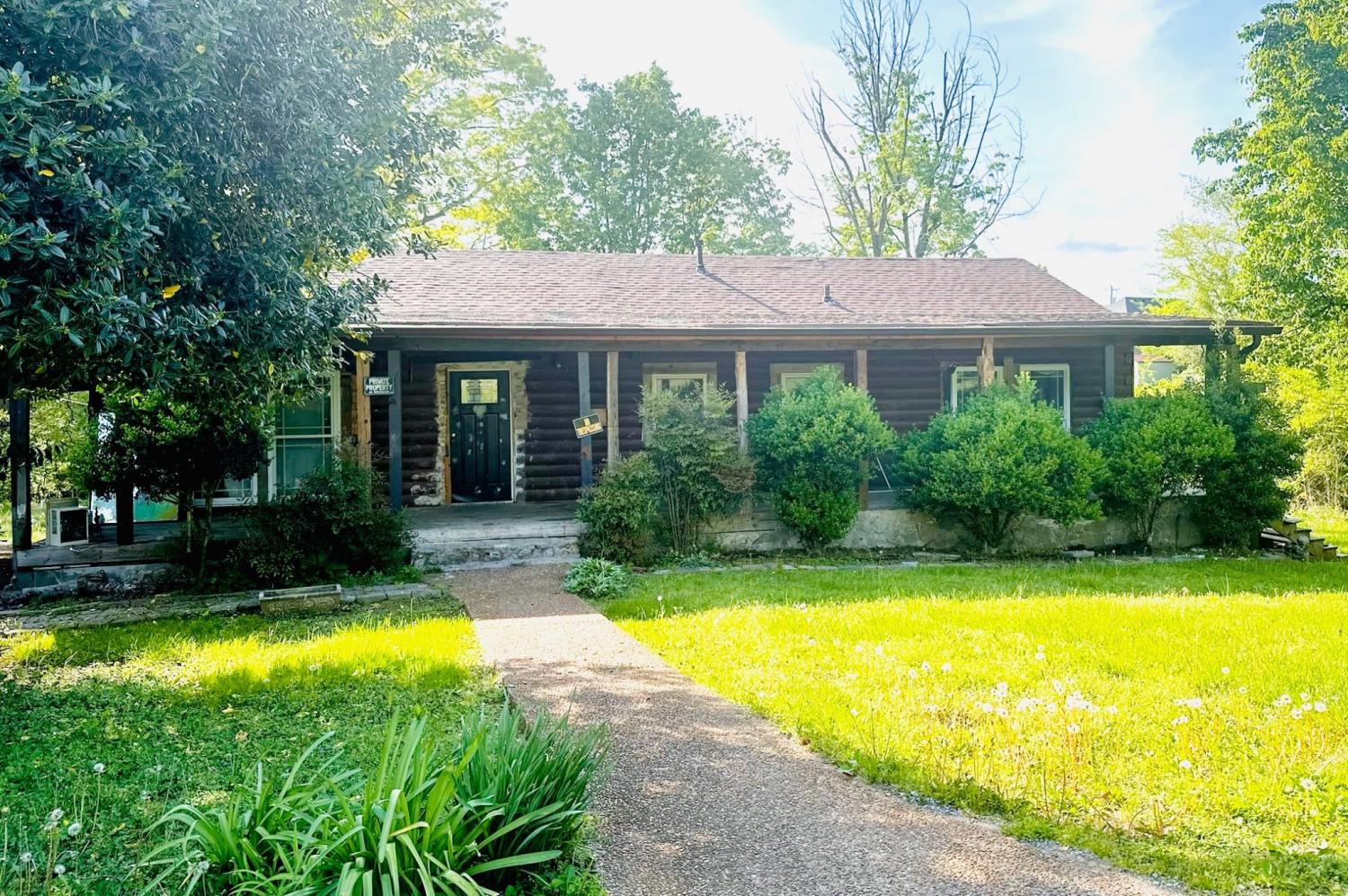 2038-Hygeia-Rd For Sale