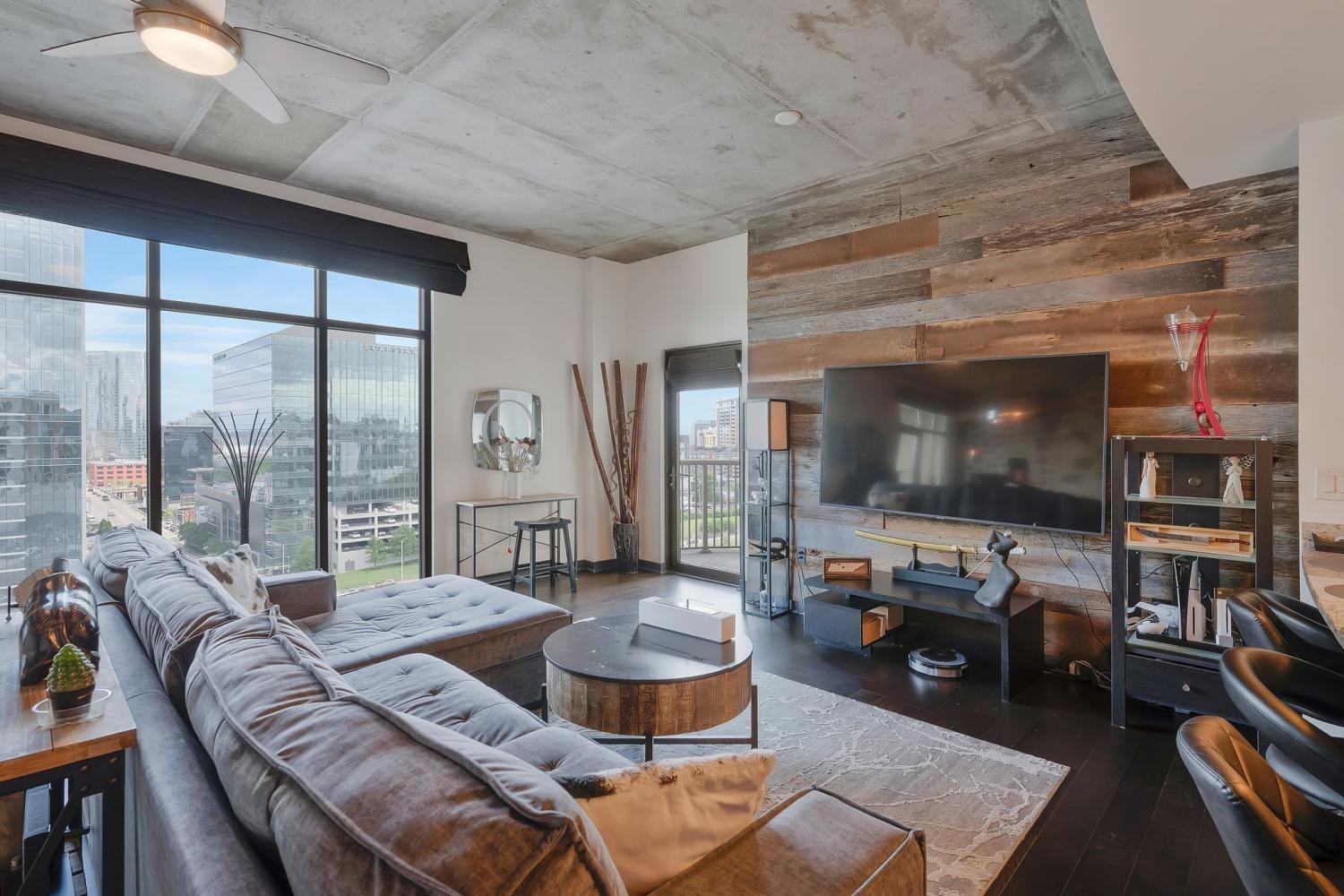 1510-Demonbreun-St For Sale