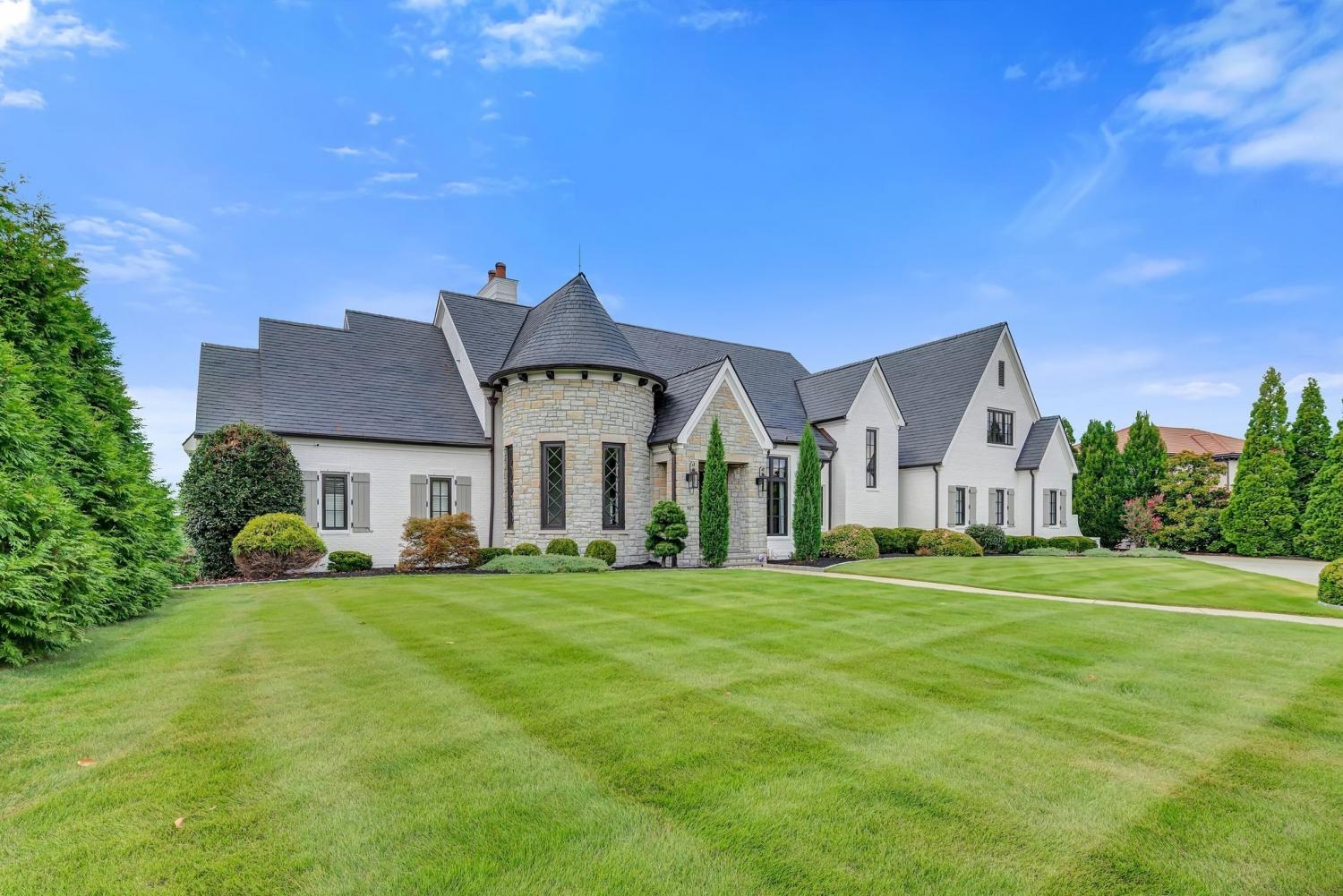 467-Canterbury-Rise For Sale
