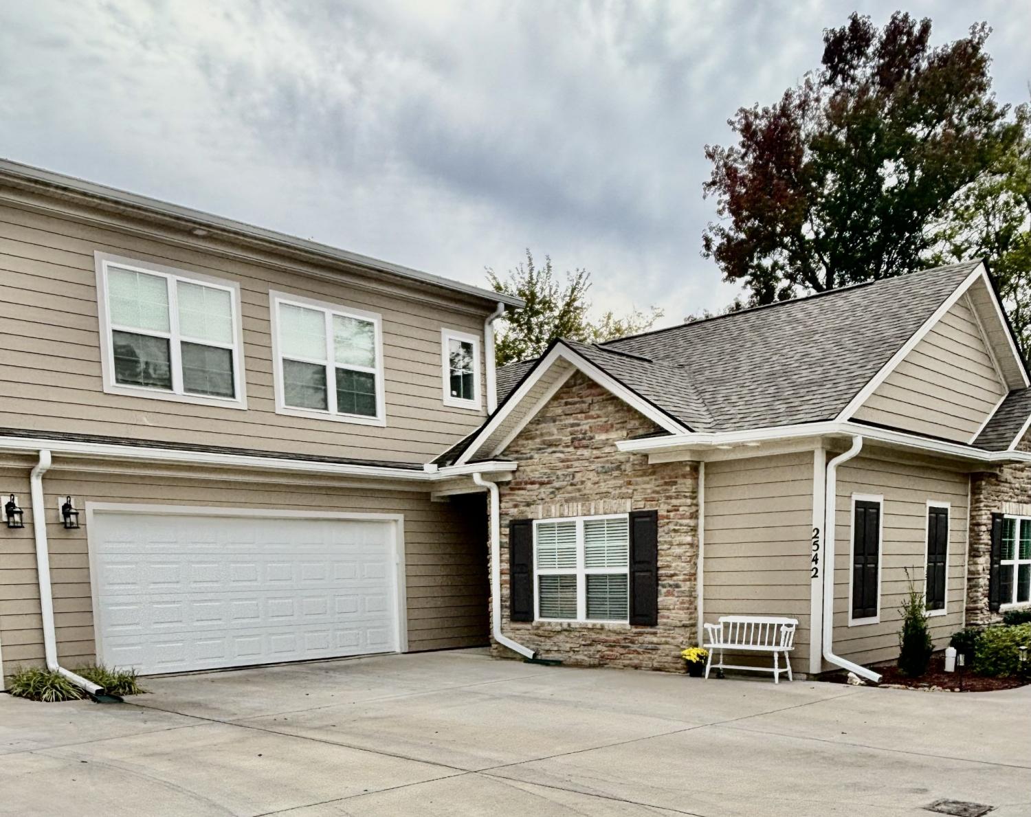 2542-Stonecenter-Ln For Sale