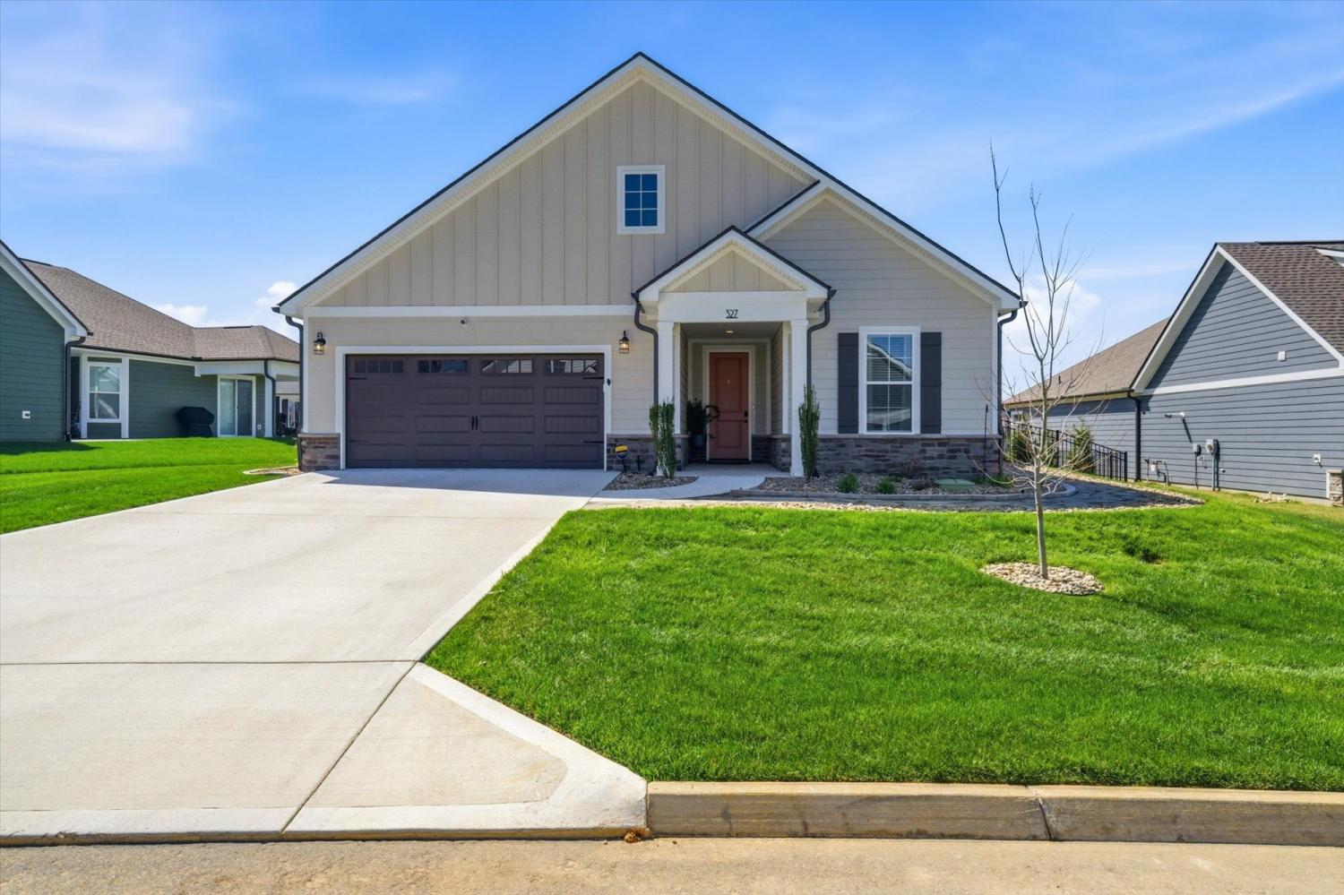 327-Trillium-Trl For Sale