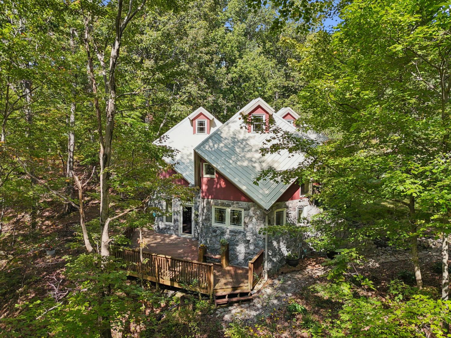 215-Morningside-Ln For Sale