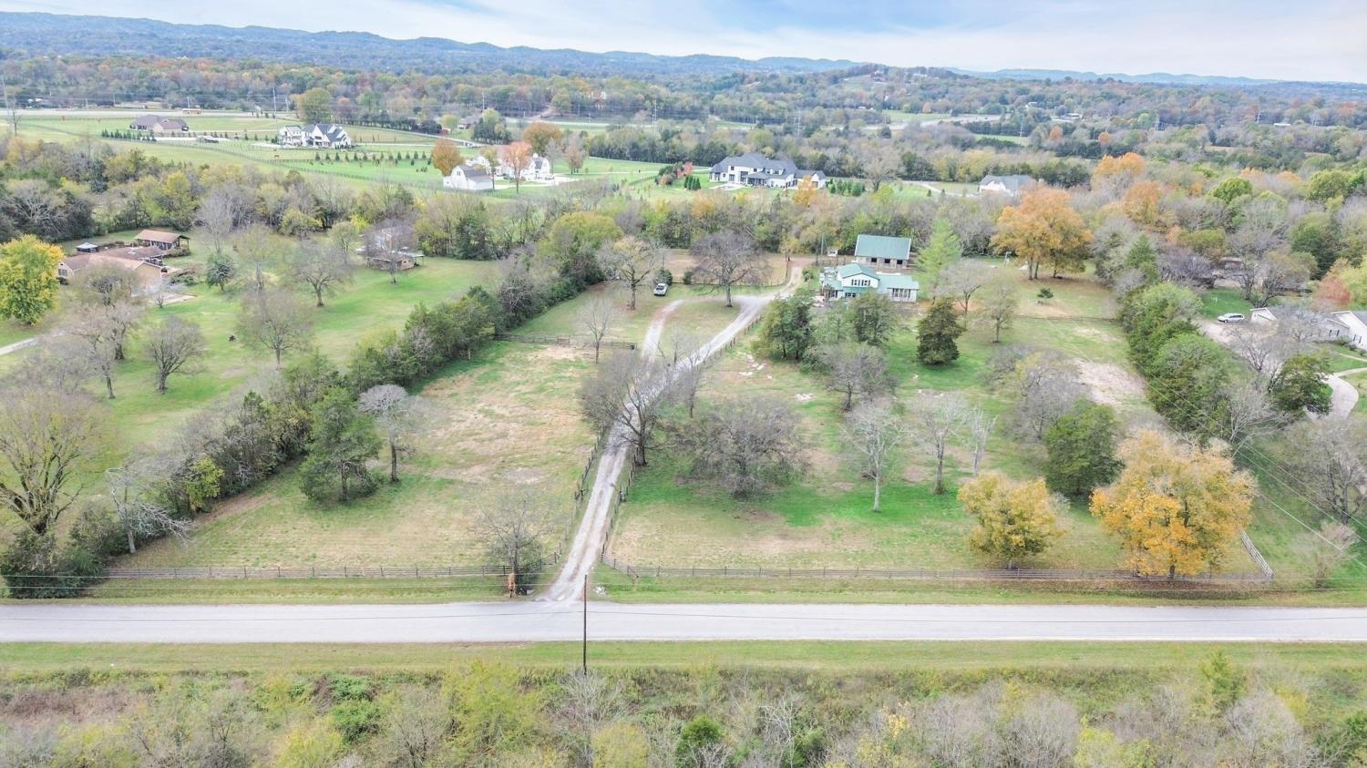 921-Hickory-Hills-Dr For Sale