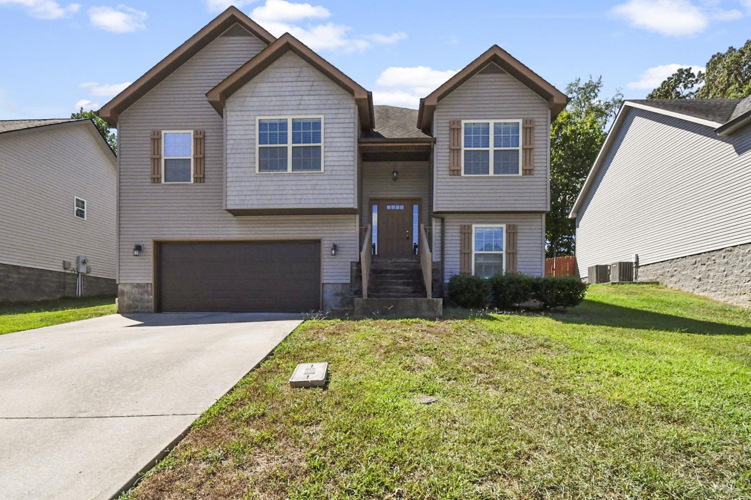 430-Leslie-Wood-Dr For Sale