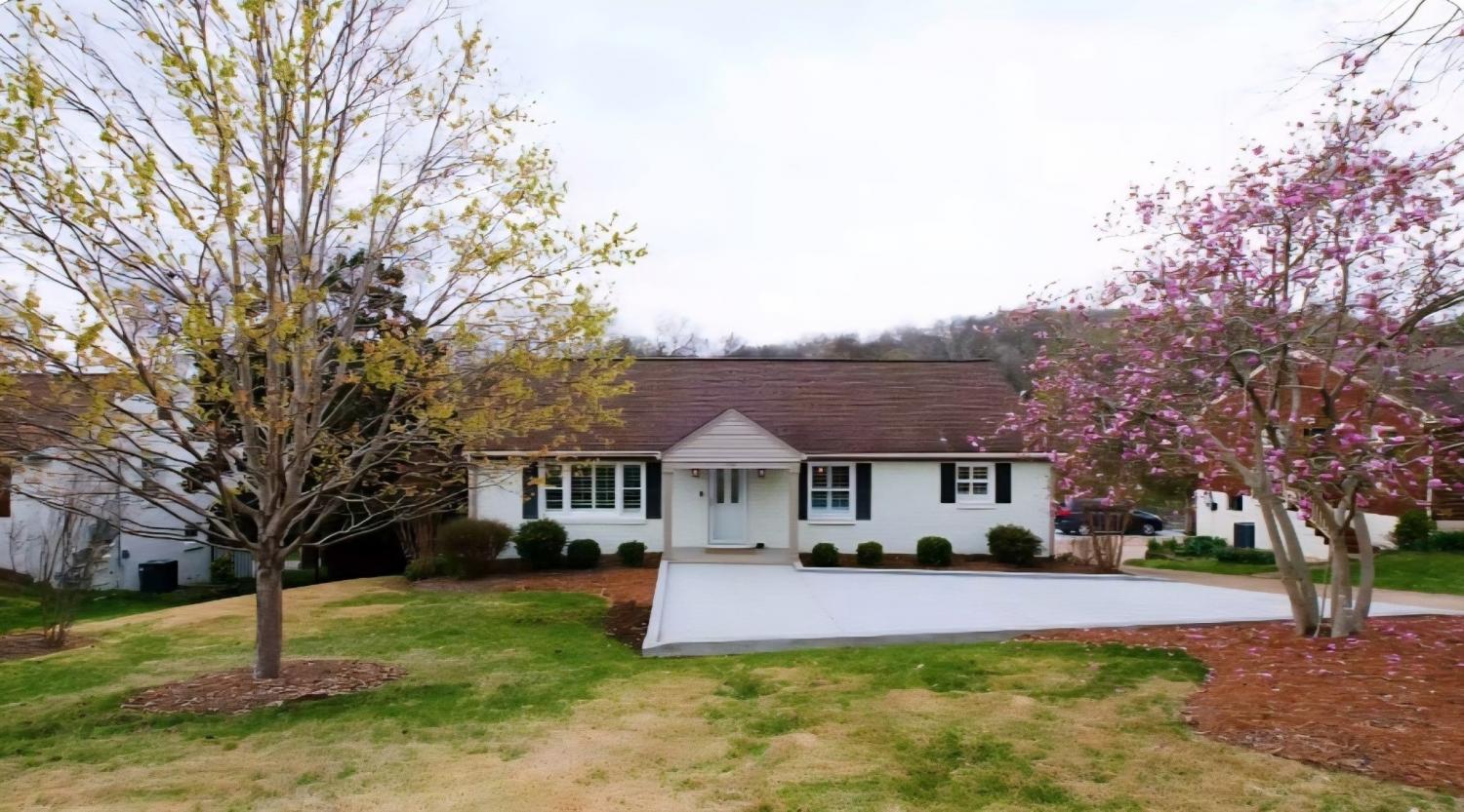 830-Hillwood-Blvd For Sale