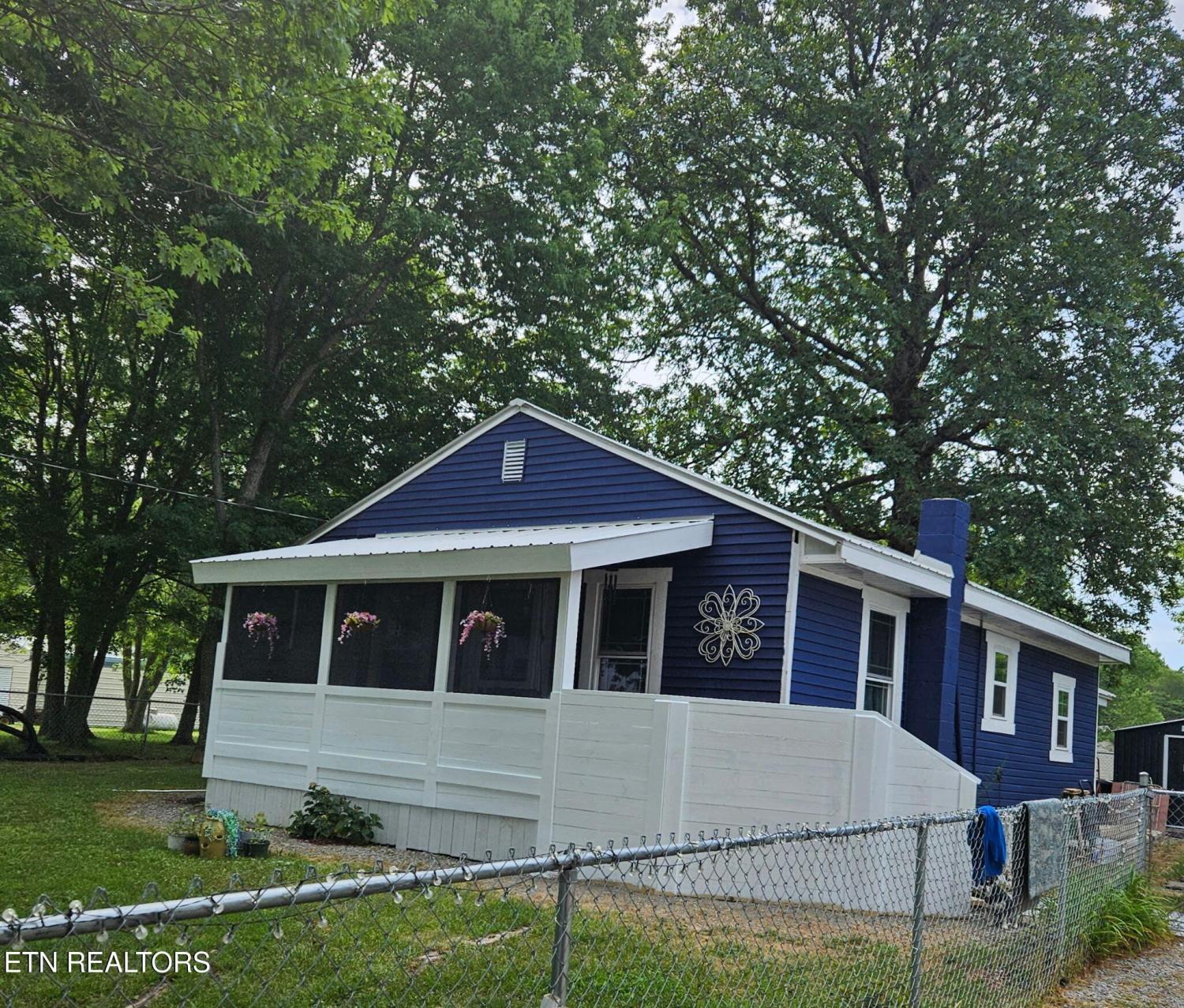 1995-Clarkrange-Monterey-Hwy For Sale