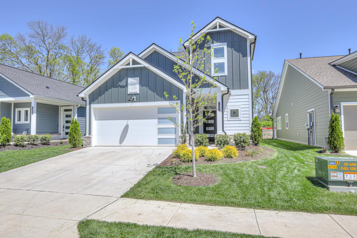 1084-Linn-Cove-Ct For Sale