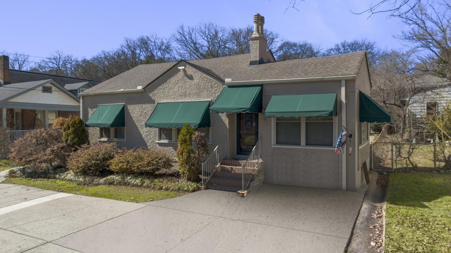 703-Belvoir-Ave For Sale