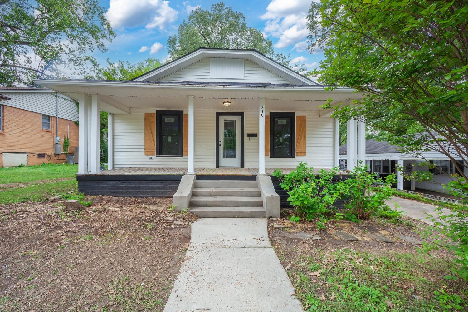 239-Watkins-St For Sale