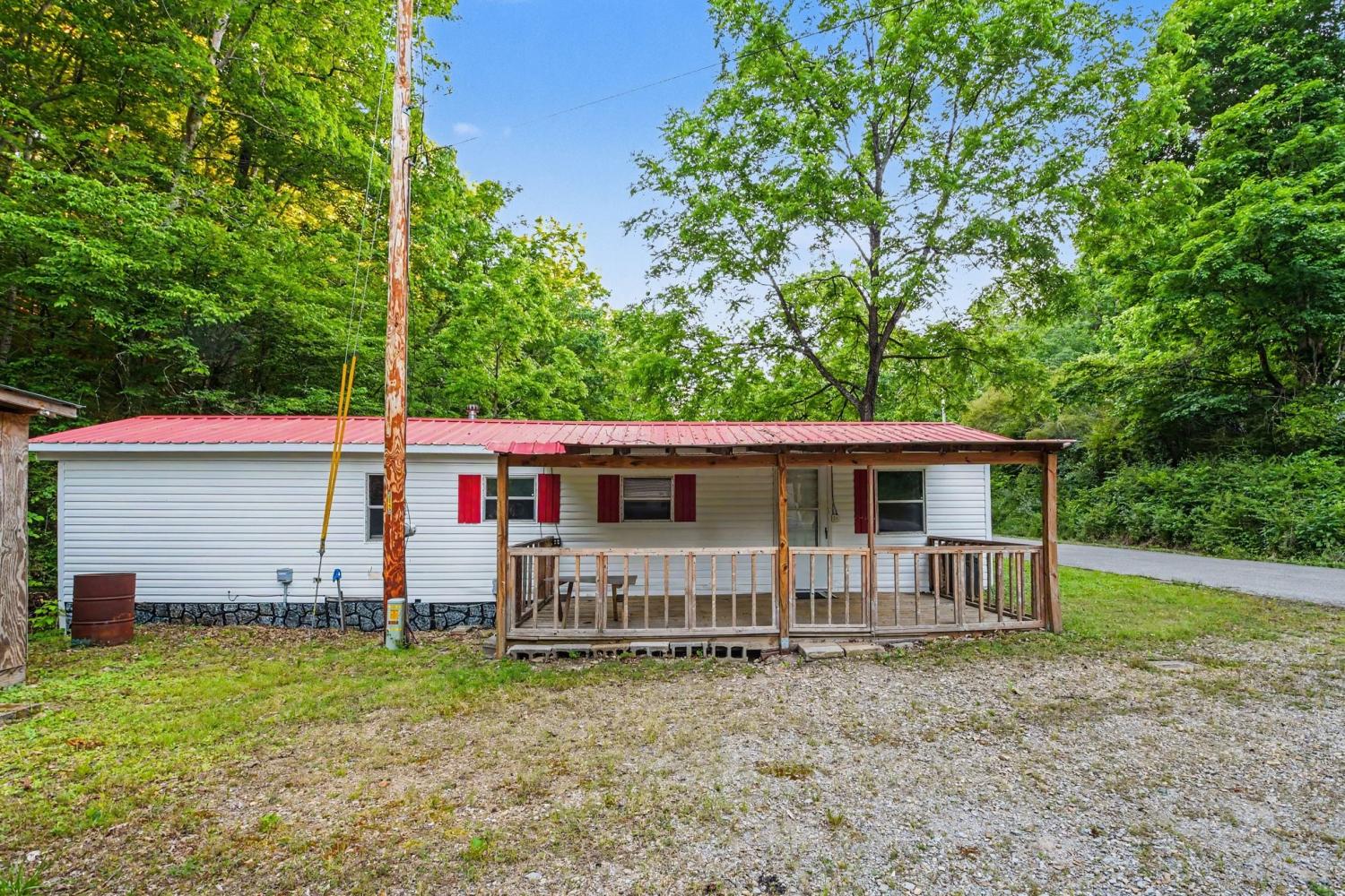 216-Brookhollow-Dr For Sale