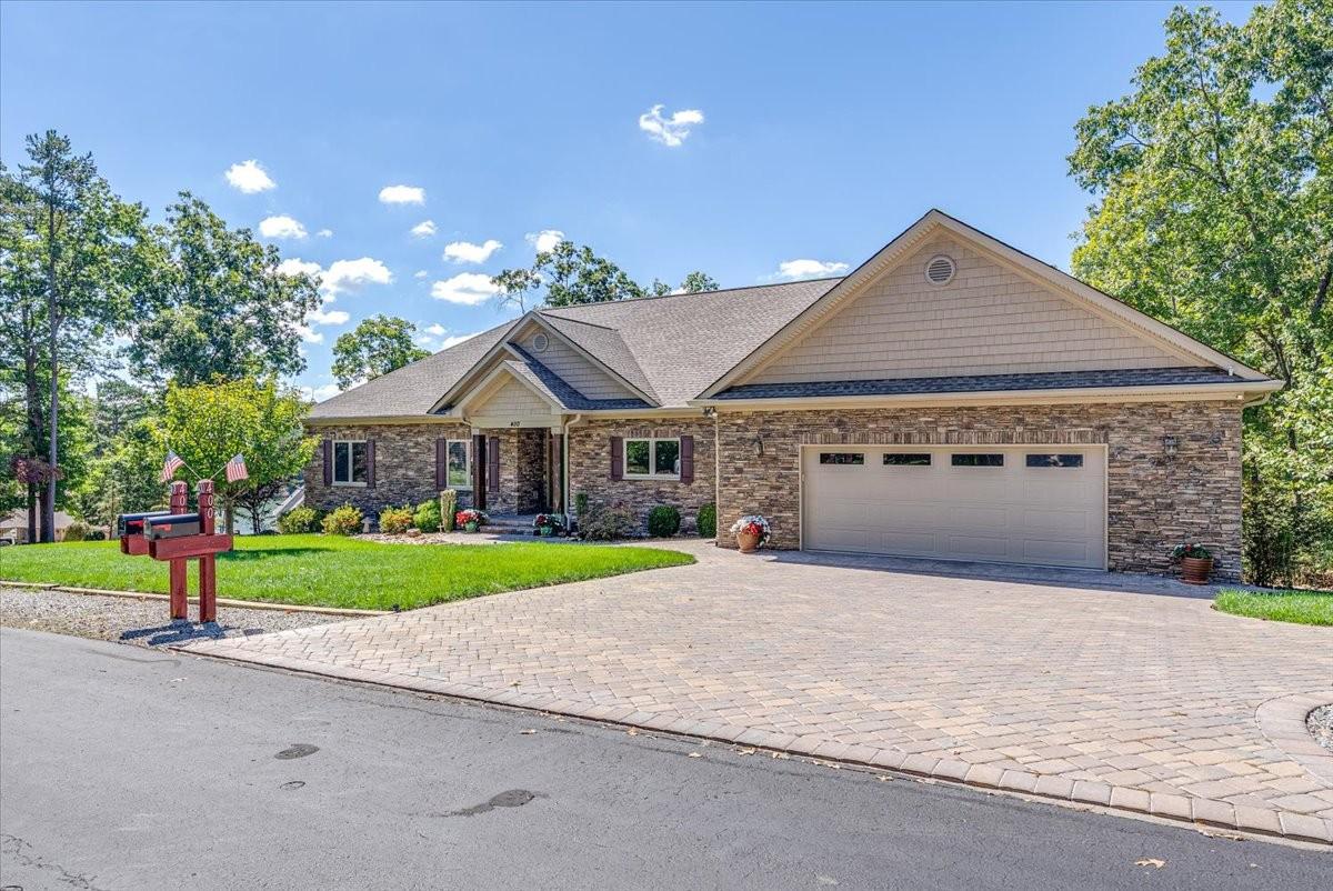 400-Tanasi-Way For Sale