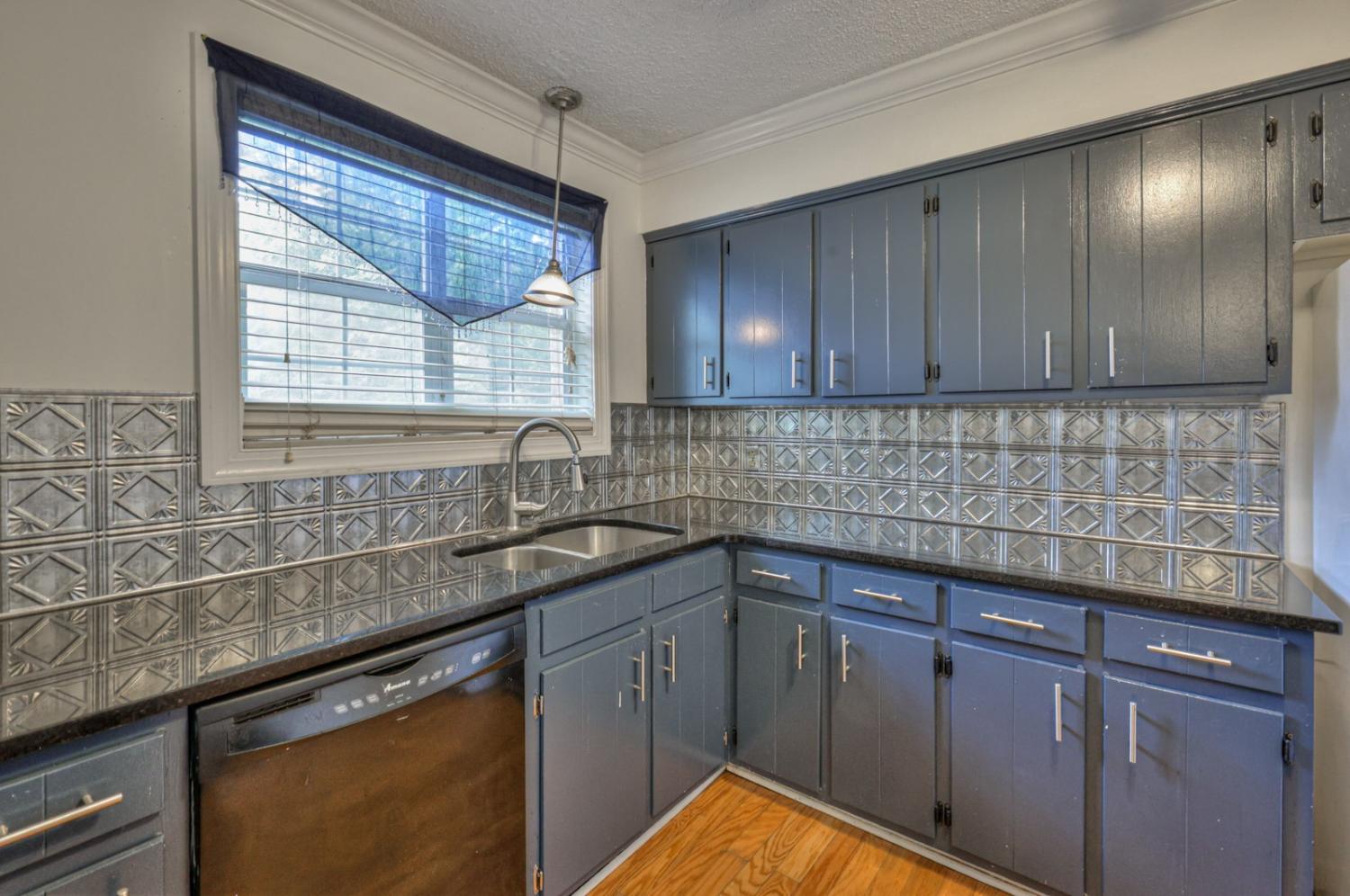 5510-Country-Dr For Sale