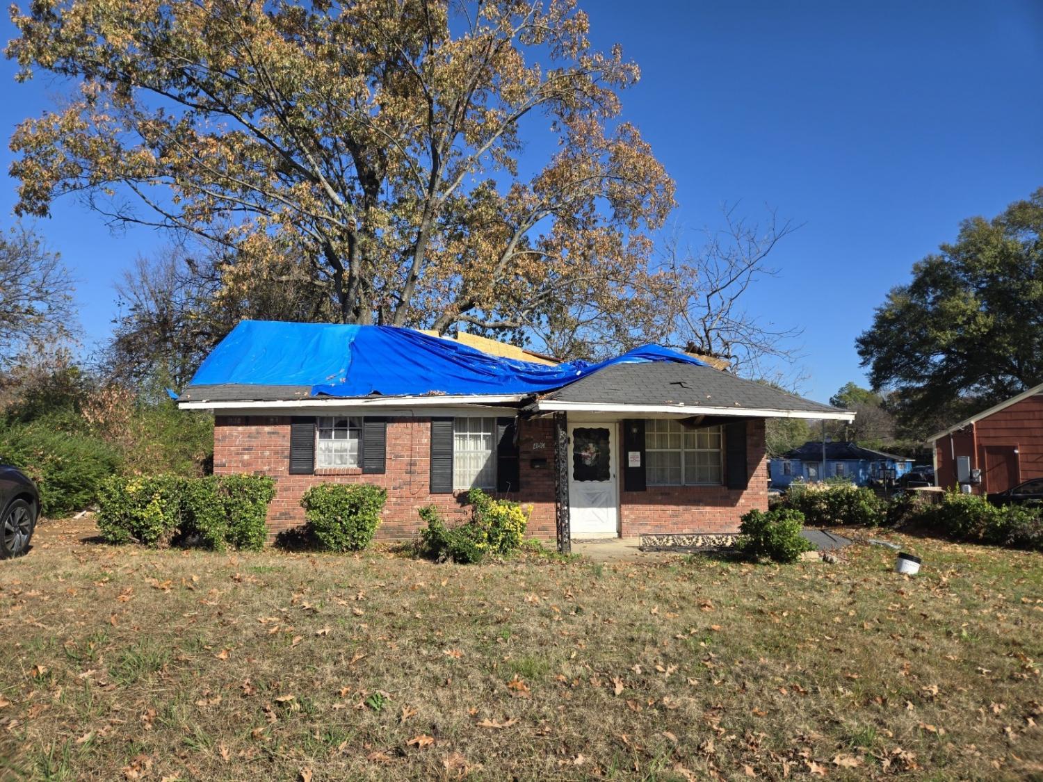 400-Hazelwood-Rd For Sale