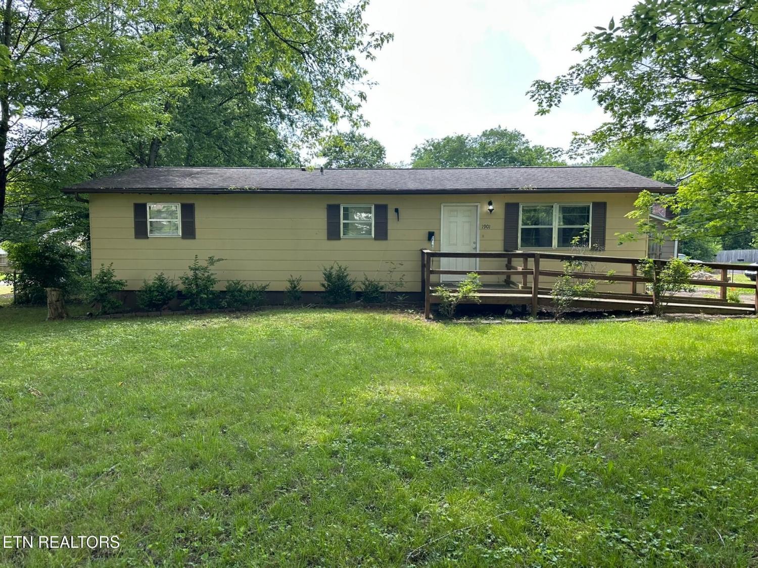 1901-Bradshaw-Garden-Rd For Sale