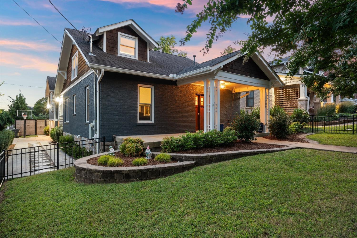 1209-Ashwood-Ave For Sale