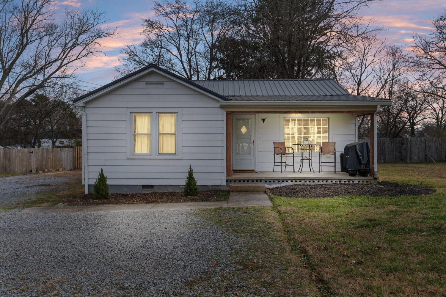 910-Georgetown-Road--NW For Sale