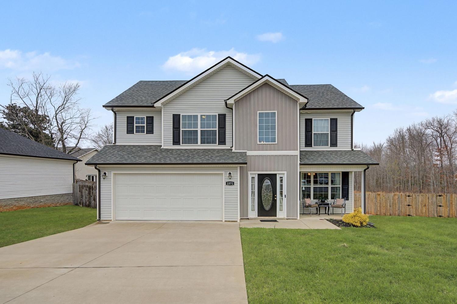 1571-Variance-Dr For Sale