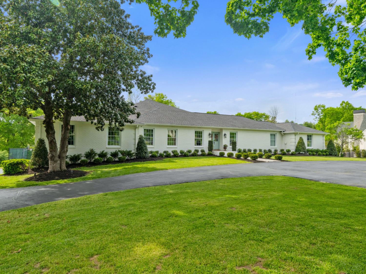 Brentwood Middle School Property for Sale