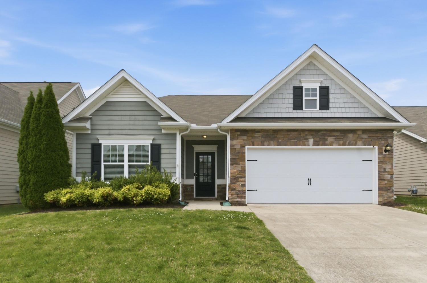 921 Carnation Dr TN 37174 For Sale - 