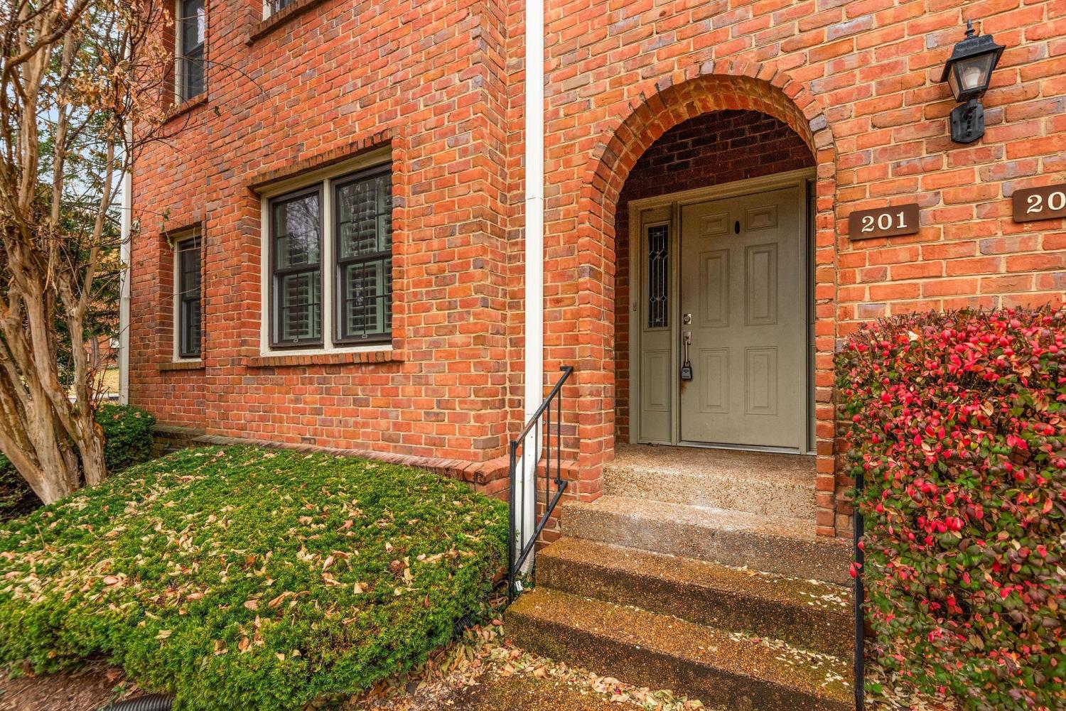 201-Westchase-Dr For Sale