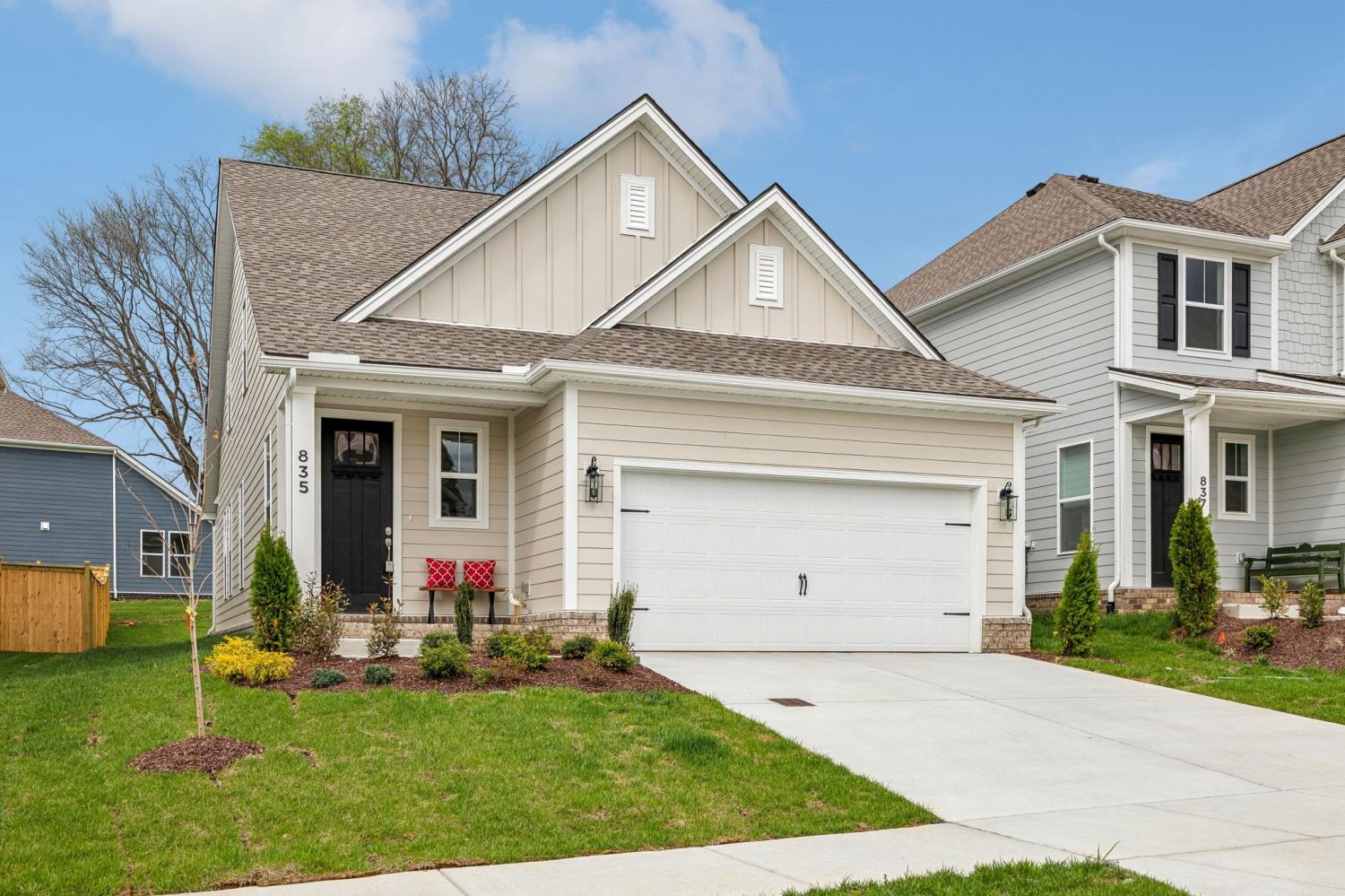 835-Sugarbush-Ln For Sale