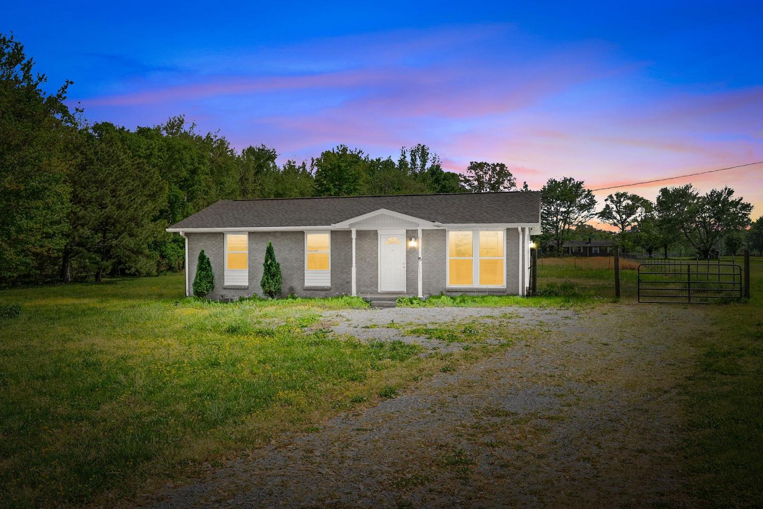 1912-Woodlawn-Rd For Sale