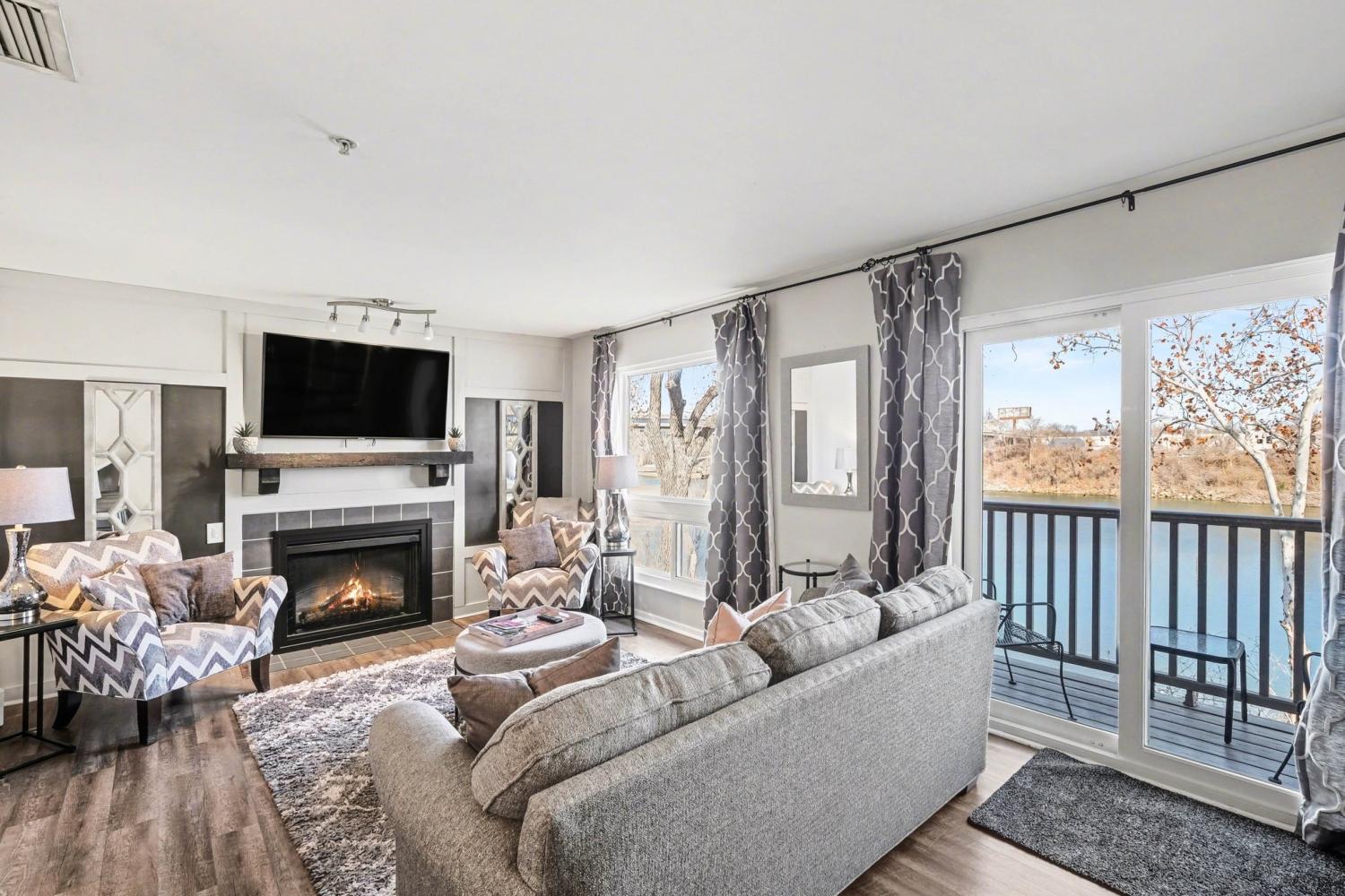 934-1st-Ave--N For Sale