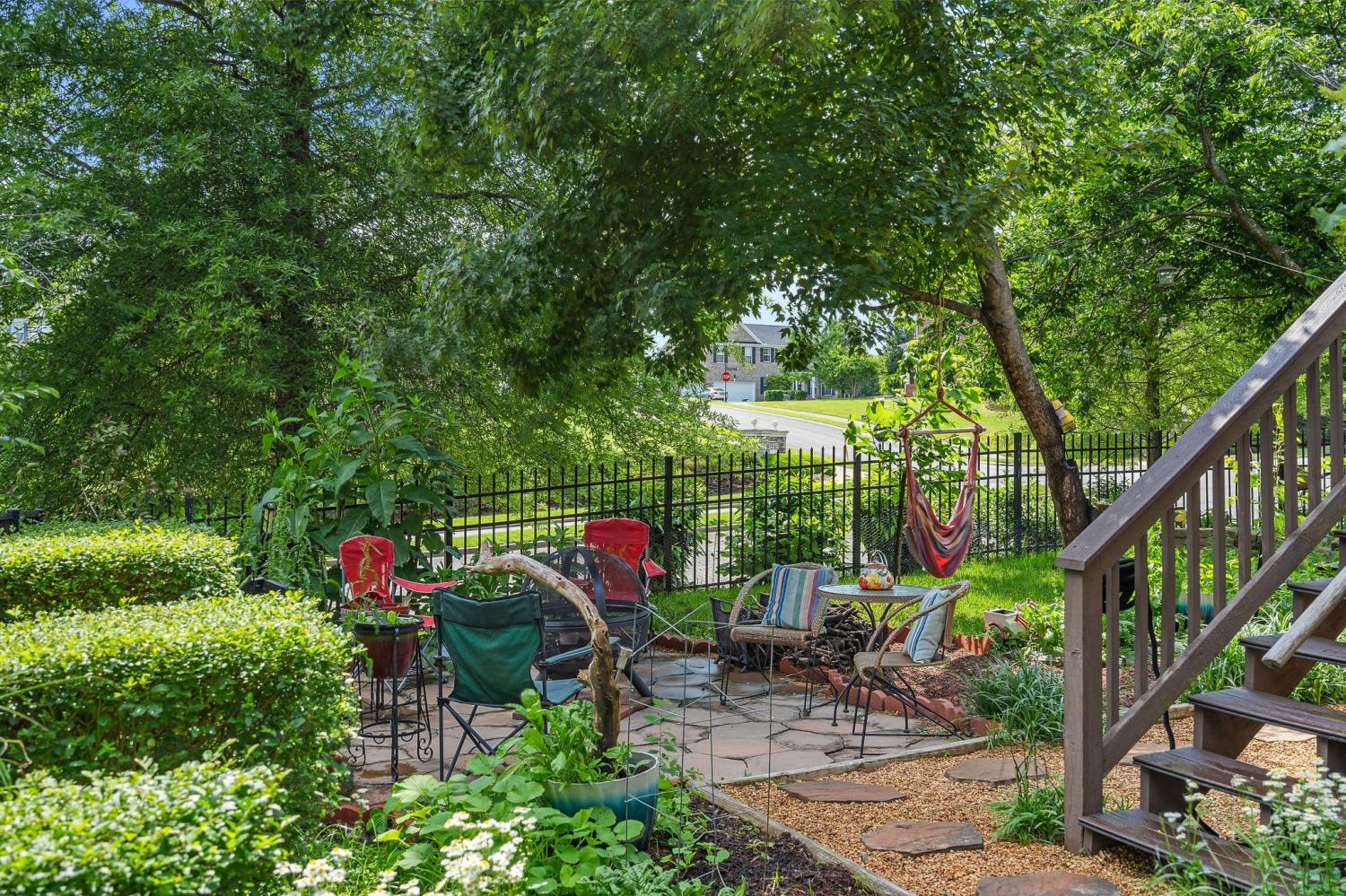 102-Kenton-Loop For Sale