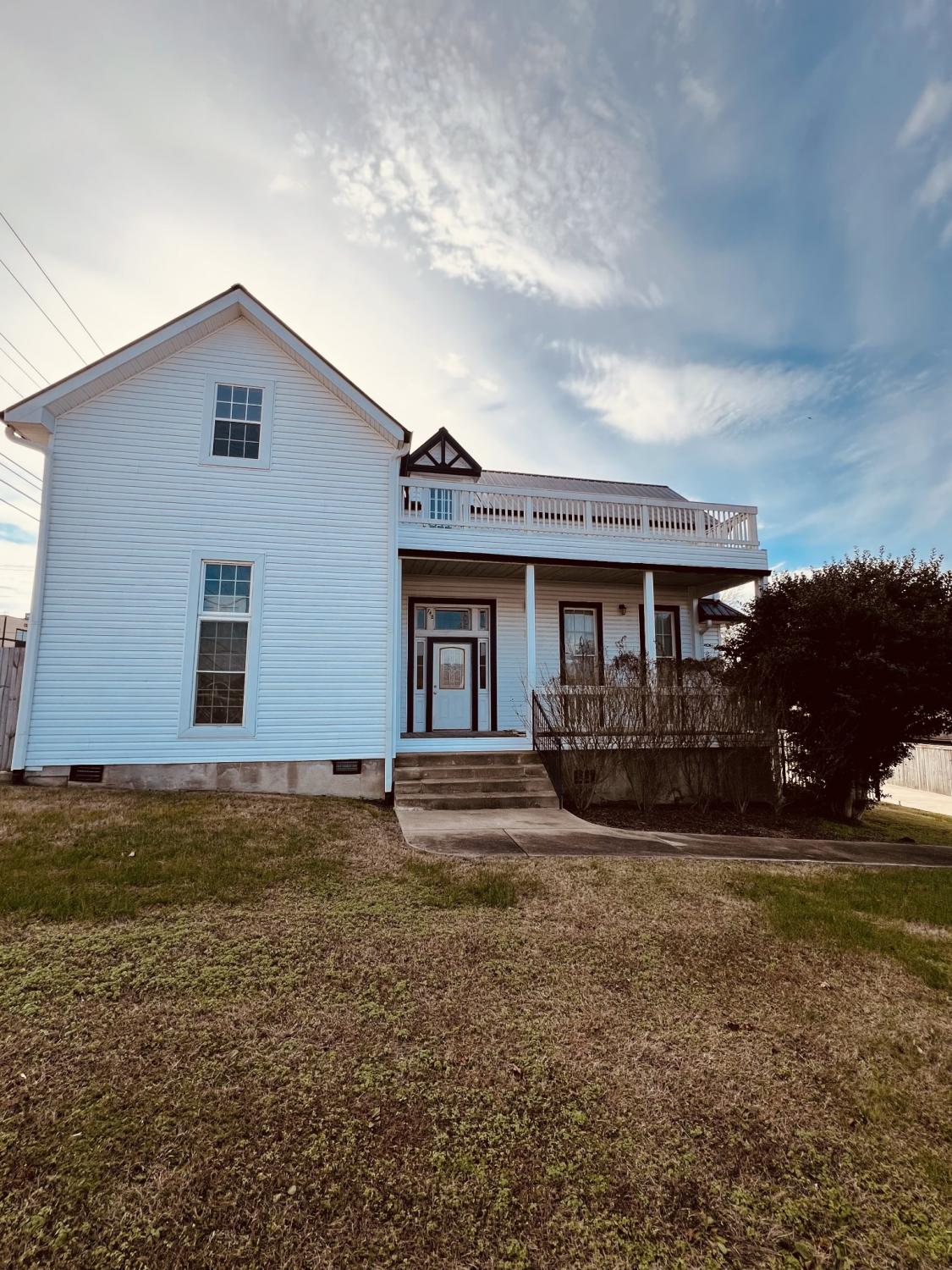 748-Main-St For Sale