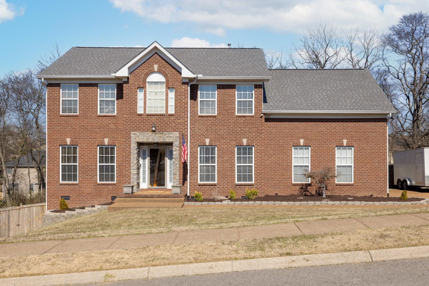 121-Buckhaven-Dr For Sale