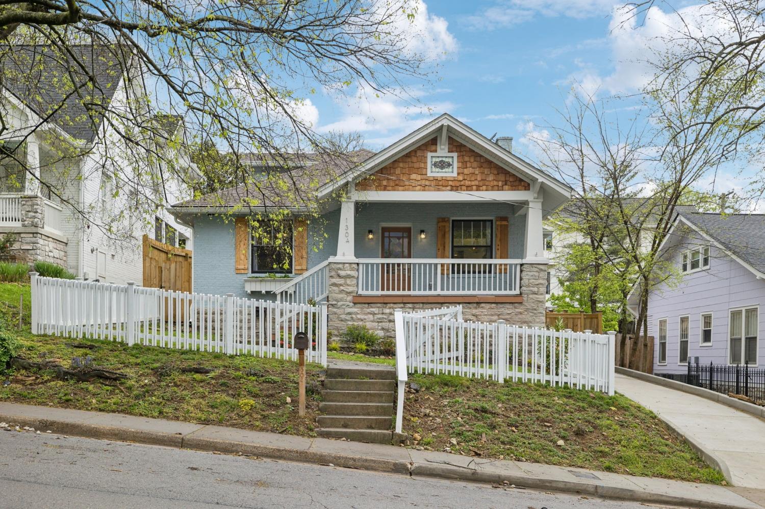 1304-Ashwood-Ave For Sale
