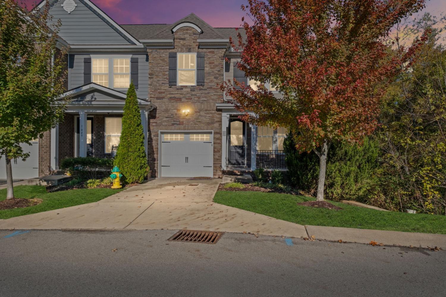 1051-Livingstone-Ln For Sale