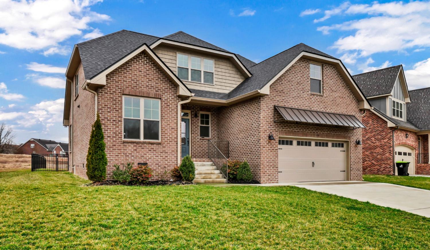 124-Cottage-Ln For Sale