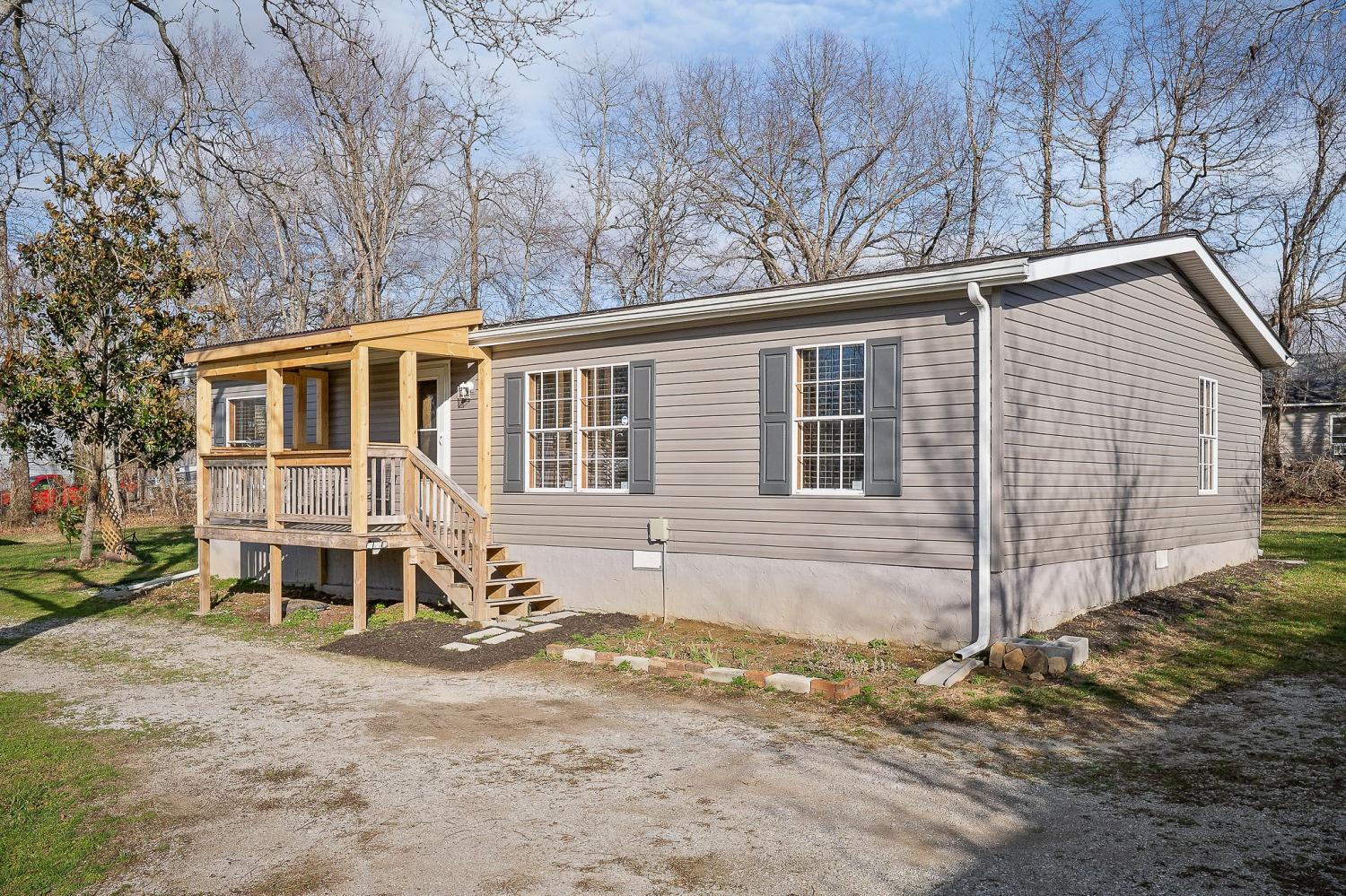 1025-Allardt-Hwy For Sale