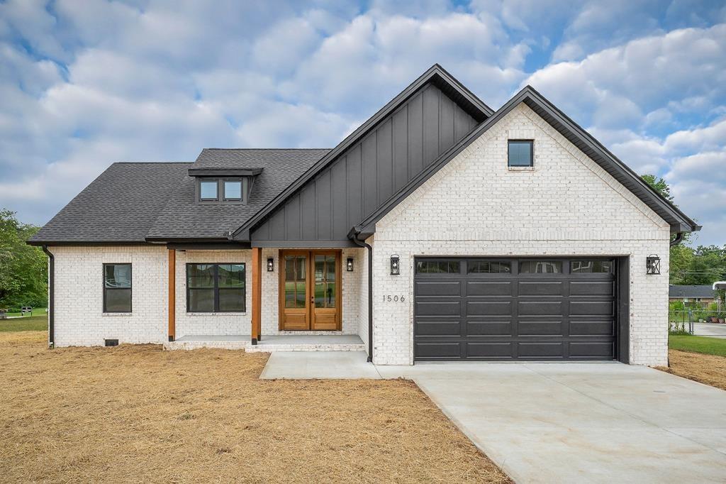 1506-Flintwood-Ave For Sale