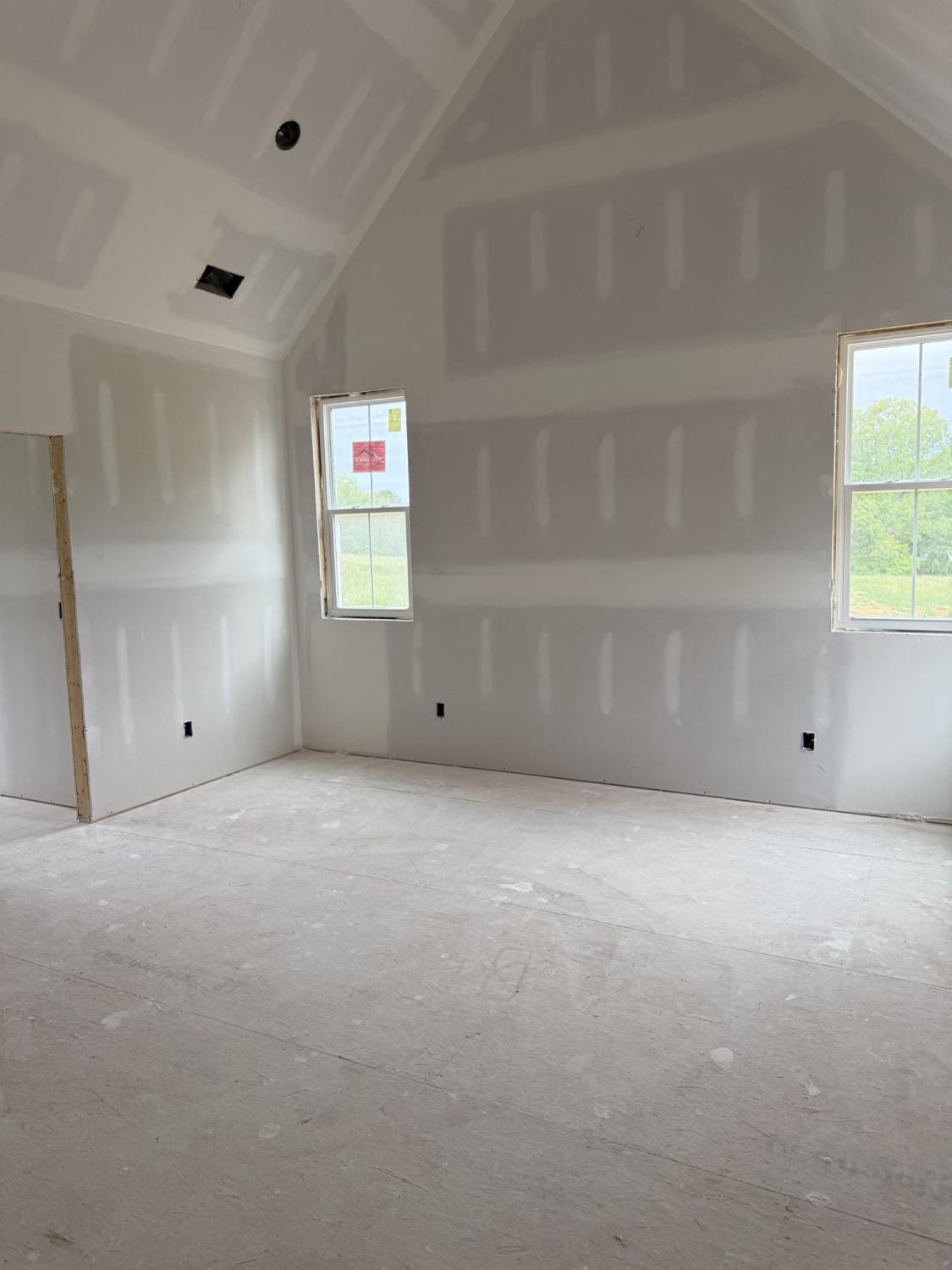 8680 Middle Lick Creek Rd TN 37098 For Sale - 