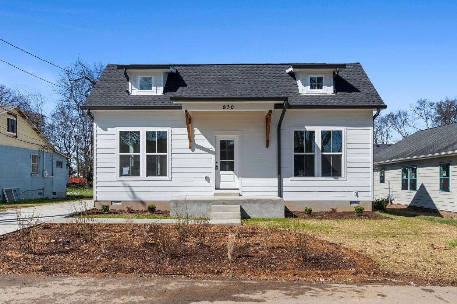 930-Glass-St For Sale