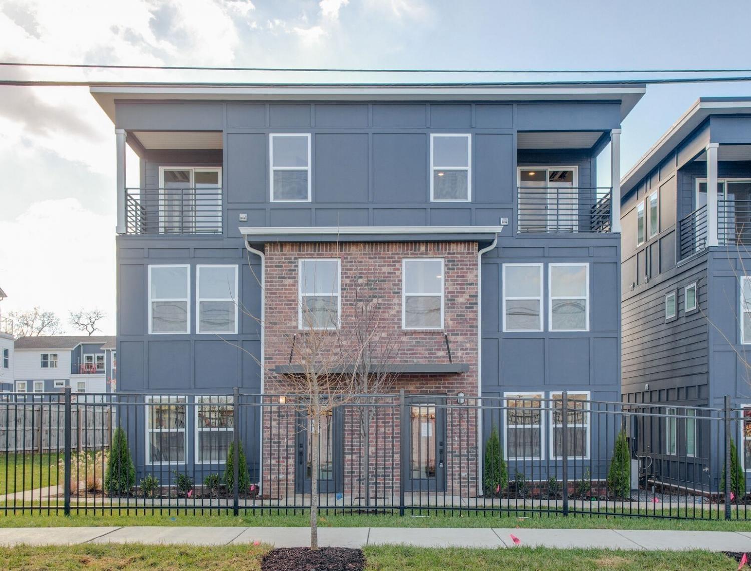 102-Duke-St For Sale