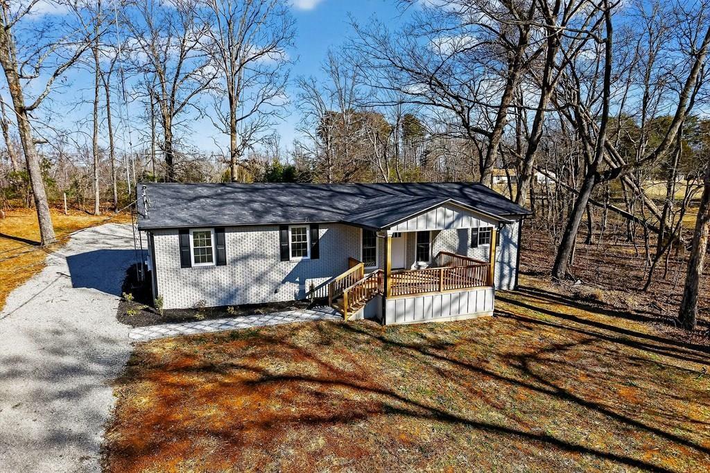 199-W-Whitehall-Rd For Sale