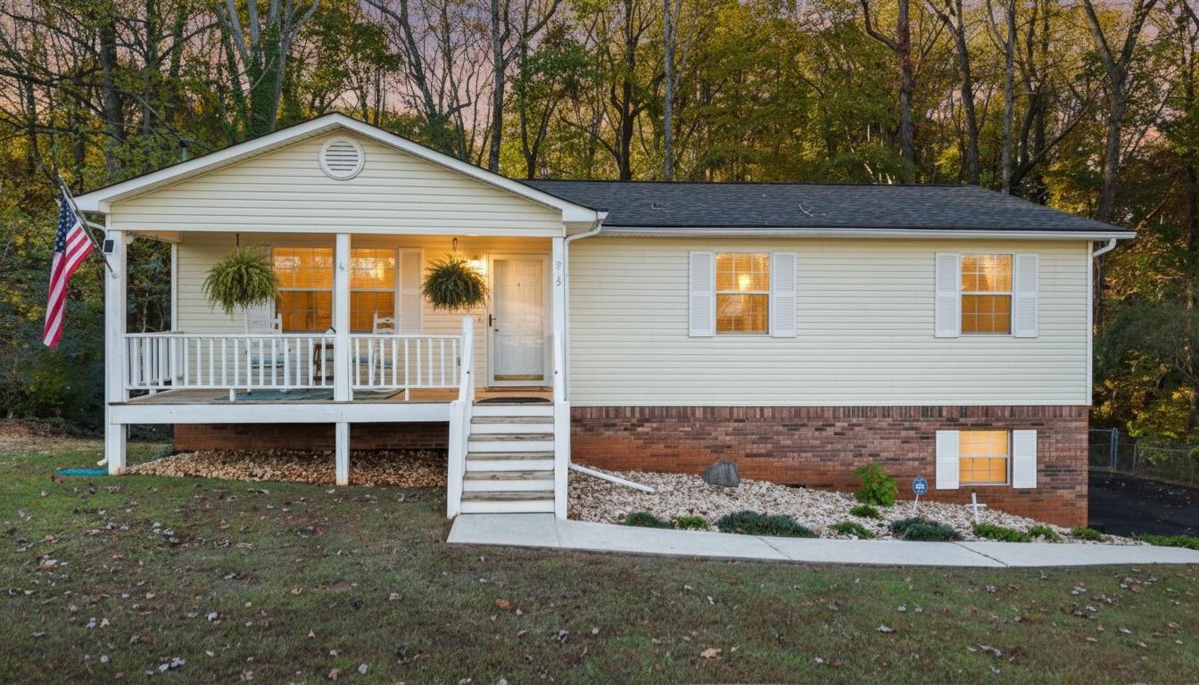 915-Whisperwood-Trail--NE For Sale